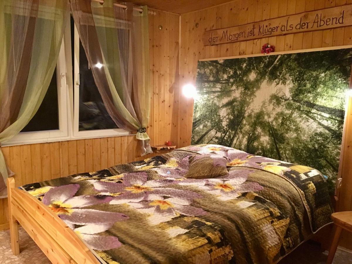 Holzhaus Trollbluemchen Am Wald Und See 네우루핀 외부 사진